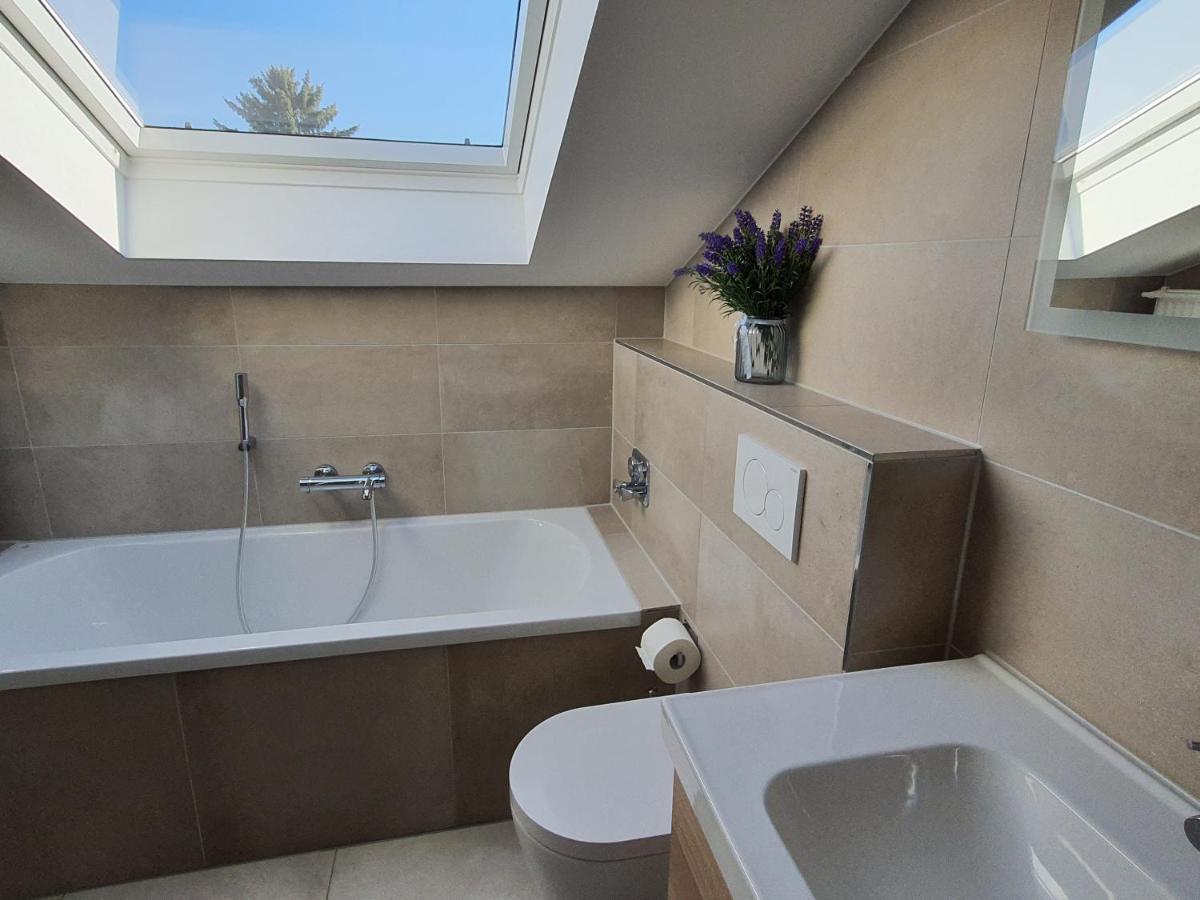 Charmante Ferienwohnung 100 Qm Groß-Umstadt Buitenkant foto